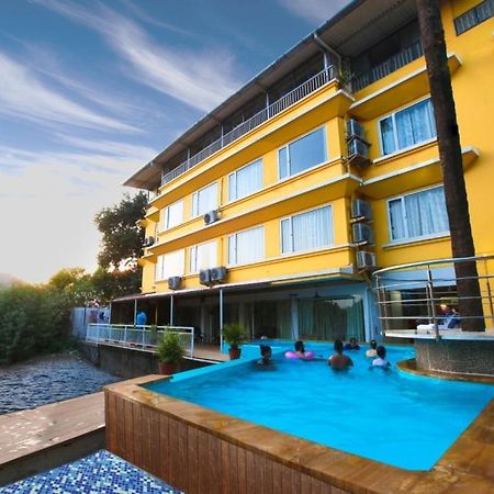Lake View Resort Лонавала Экстерьер фото