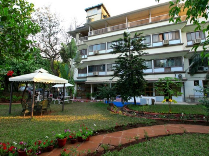 Lake View Resort Лонавала Экстерьер фото